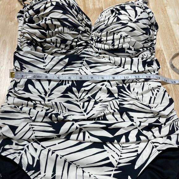 Bleu Rod Beattie NWT Urban Oasis Shirred Bandeau One Piece Swimsuit Size 14 - Picture 10 of 11